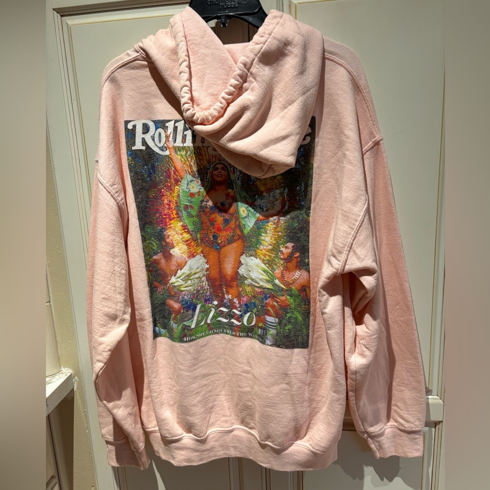 Lizzo Pink Rolling Stone Hoodie sweatshirt size L